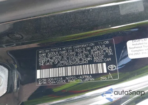 2009 Toyota Yaris from USA, damaged, VIN JTDJT903095252843